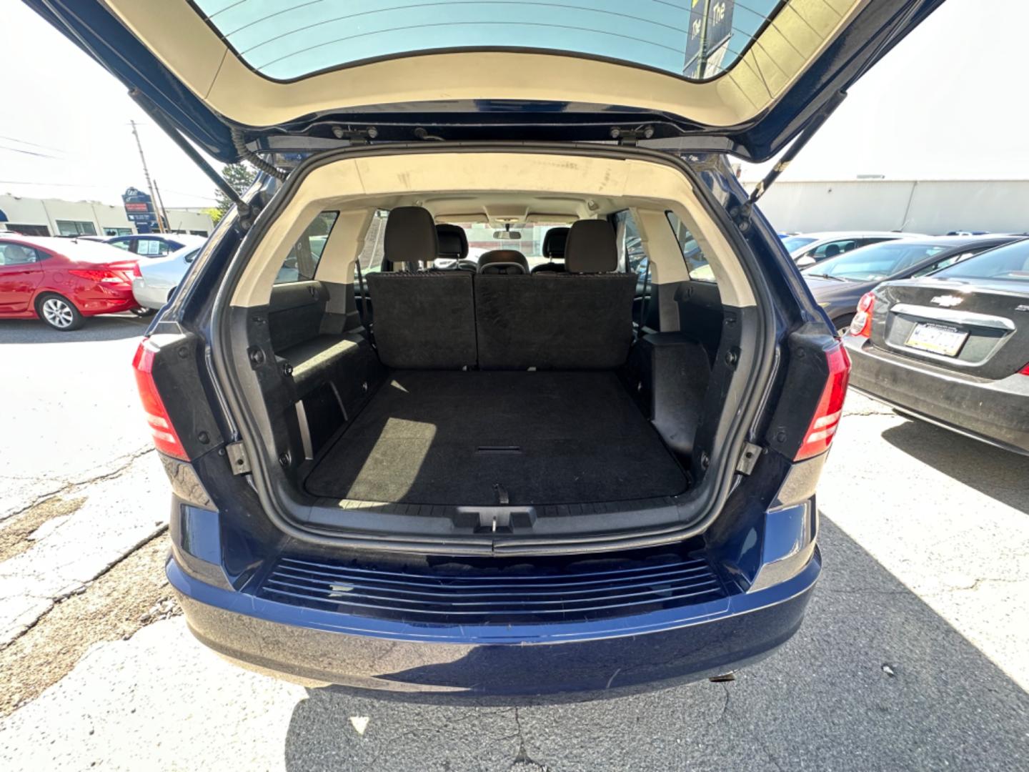 2017 BLUE Dodge Journey SE (3C4PDCAB1HT) with an 2.4L L4 DOHC 16V engine, 4A transmission, located at 1254 Manheim Pike, Lancaster, PA, 17601, (717) 393-9133, 40.062870, -76.323273 - Photo#10